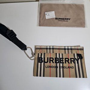 Burberry pouch